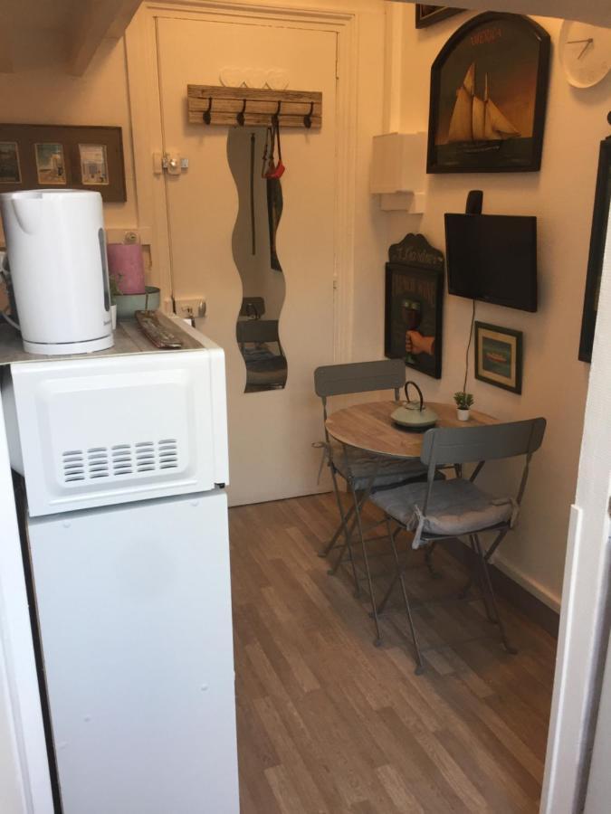 Apartamento Studette Tiny House De L Eglise 12 M2 Ault Exterior foto